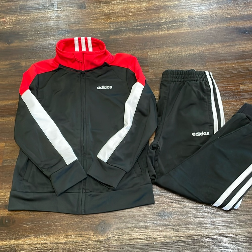 Adidas Little kid track set